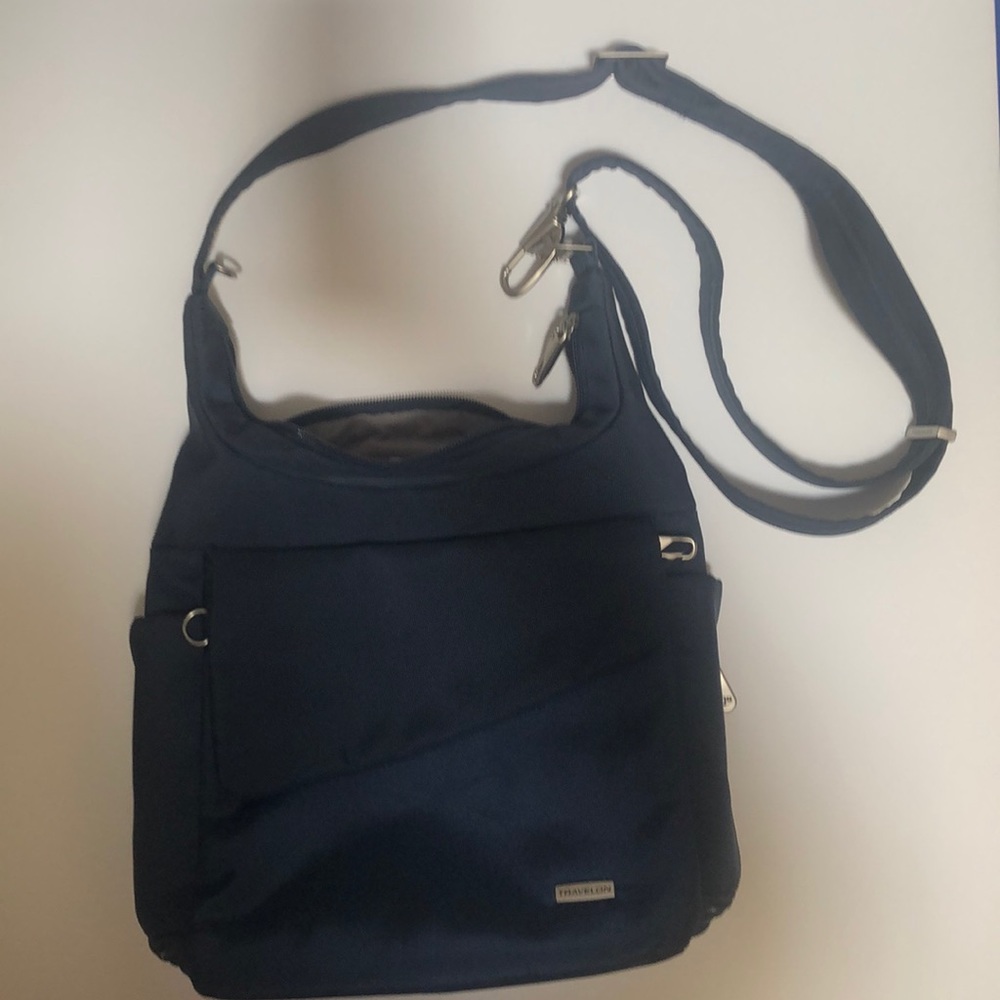 Travelon purse